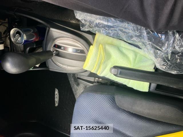 Honda FIT 2011-07 7616565-23