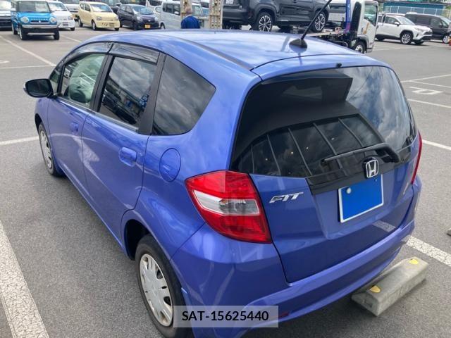Honda FIT 2011-07 7616565-3