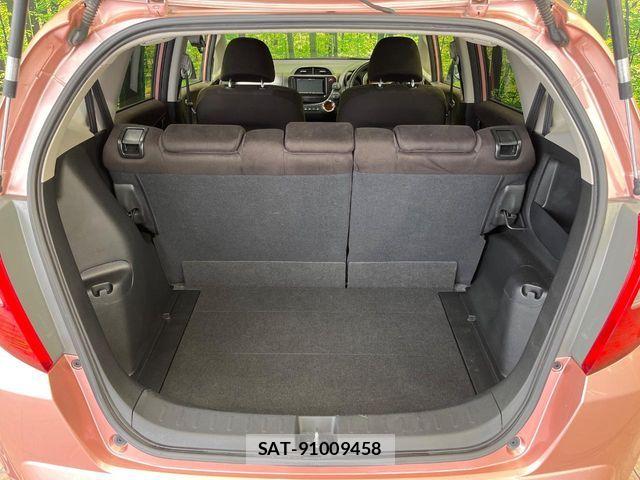 Honda FIT 2013-01 7616537-7