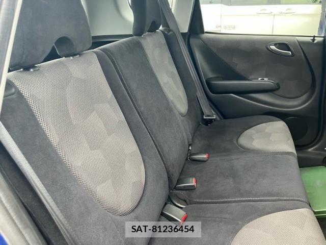 Honda FIT 2007-07 7616560-13