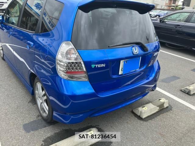 Honda FIT 2007-07 7616560-6