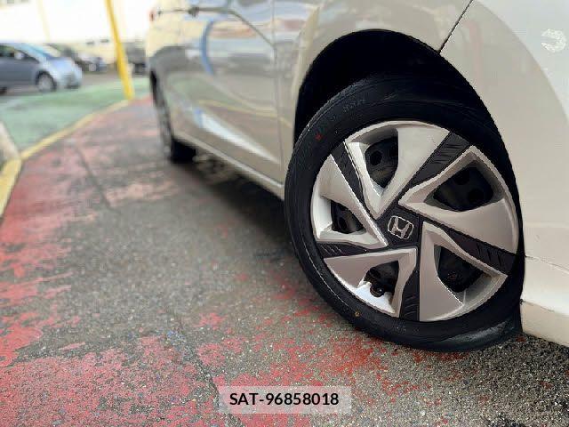 Honda FIT 2019-06 7616533-25