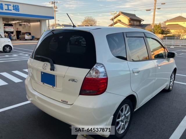 Honda FIT 2004-09 7616545-2