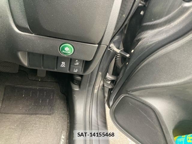 Honda FIT 2017-07 7616532-10