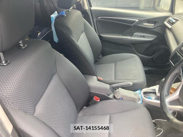 Honda FIT 2017-07 7616532-17