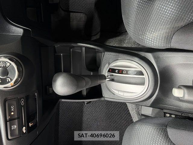 Honda FIT 2012-07 7616541-12