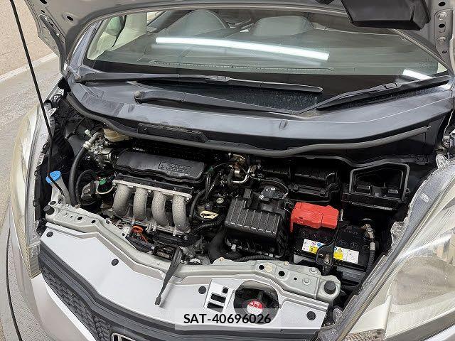Honda FIT 2012-07 7616541-17