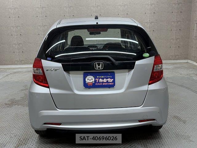 Honda FIT 2012-07 7616541-4