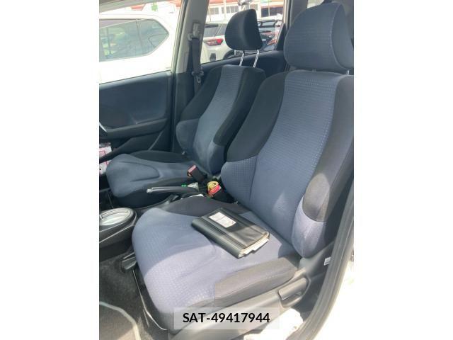 Honda FIT 2010-04 7616552-11