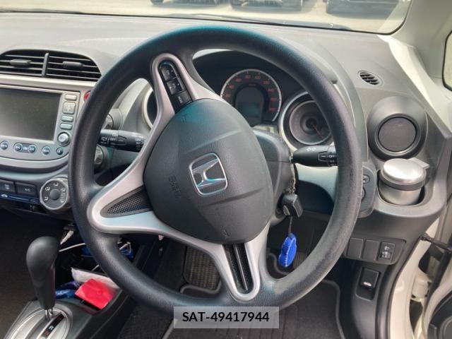 Honda FIT 2010-04 7616552-14
