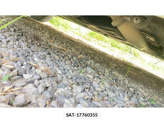 Honda FIT 2011-12 7616553-20