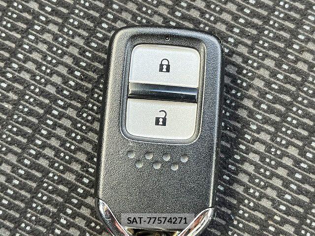 Honda FIT 2013-11 7616534-25