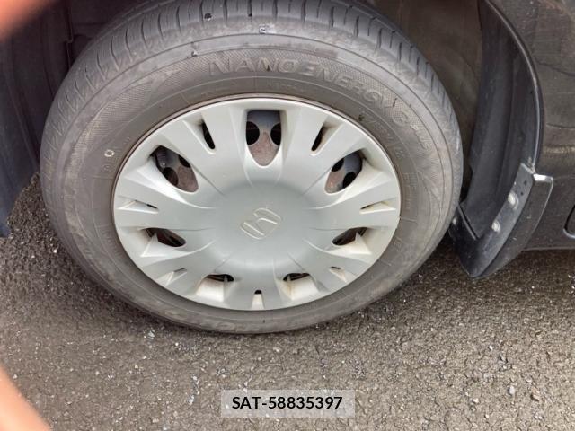 Honda FIT 2013-03 7616558-9