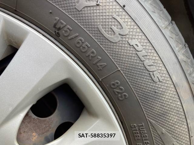 Honda FIT 2013-03 7616558-10