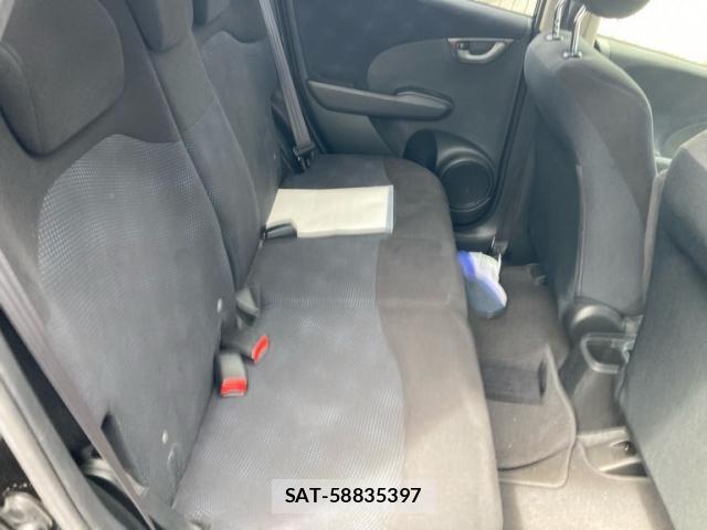 Honda FIT 2013-03 7616558-13