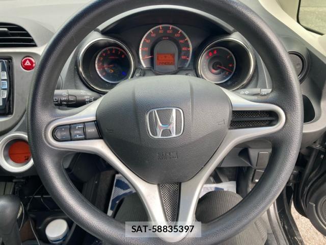 Honda FIT 2013-03 7616558-16