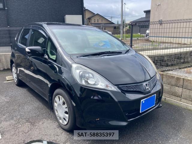 Honda FIT 2013-03 7616558-2