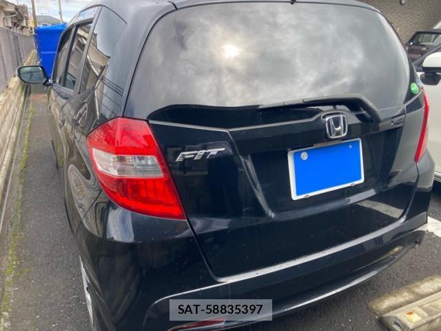 Honda FIT 2013-03 7616558-4
