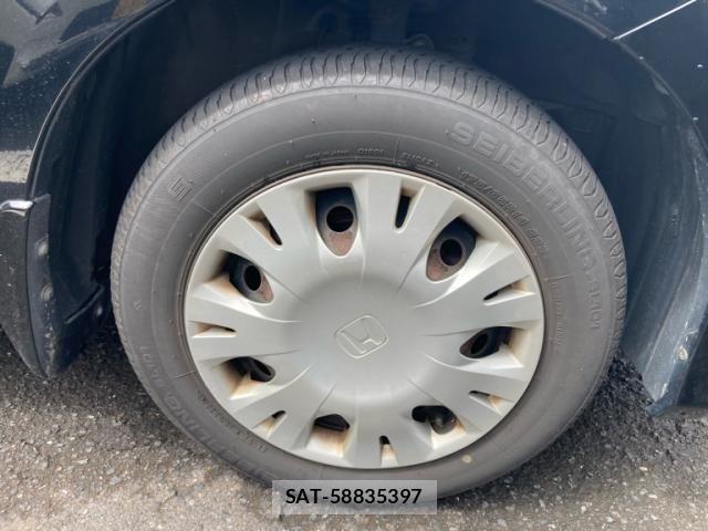 Honda FIT 2013-03 7616558-6