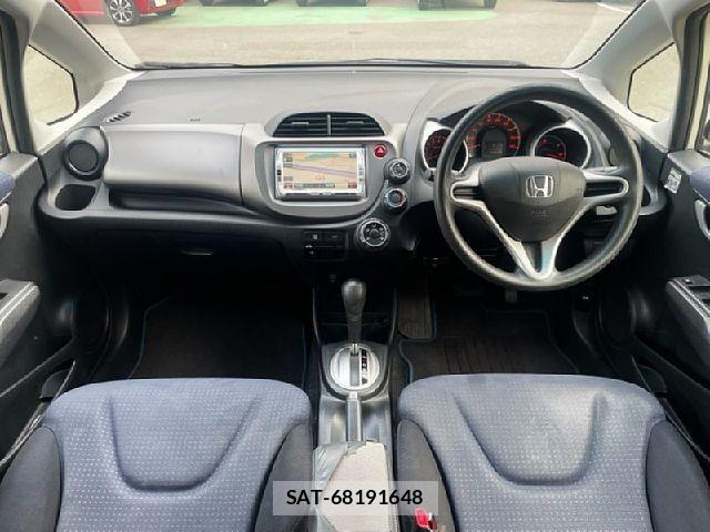 Honda FIT 2010-02 7616543-1