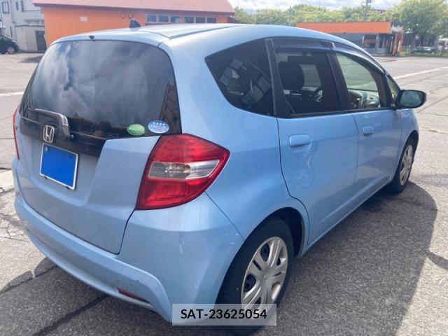 Honda FIT 2013-06 7616562-6