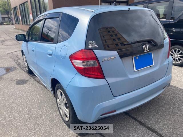 Honda FIT 2013-06 7616562-7