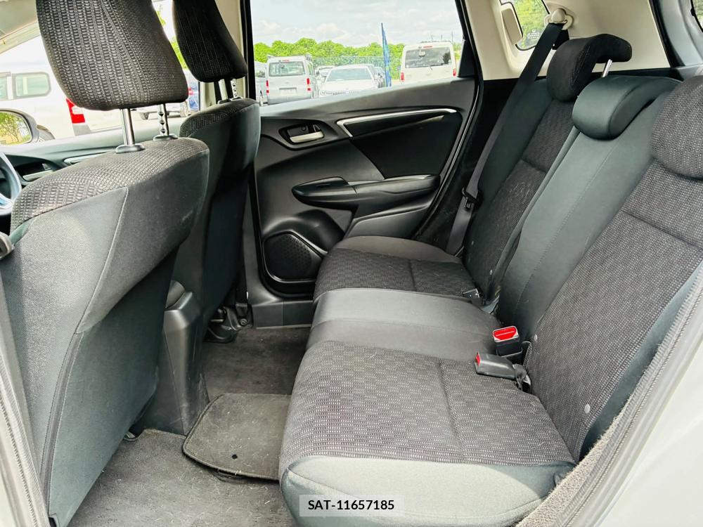 Honda FIT 2013-09 7550582-9