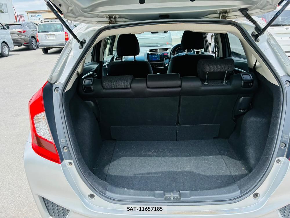 Honda FIT 2013-09 7550582-25