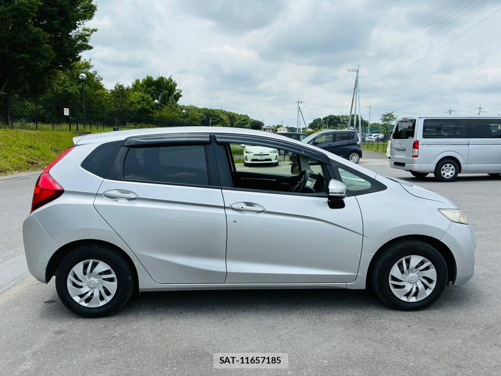 Honda FIT 2013-09 7550582-5