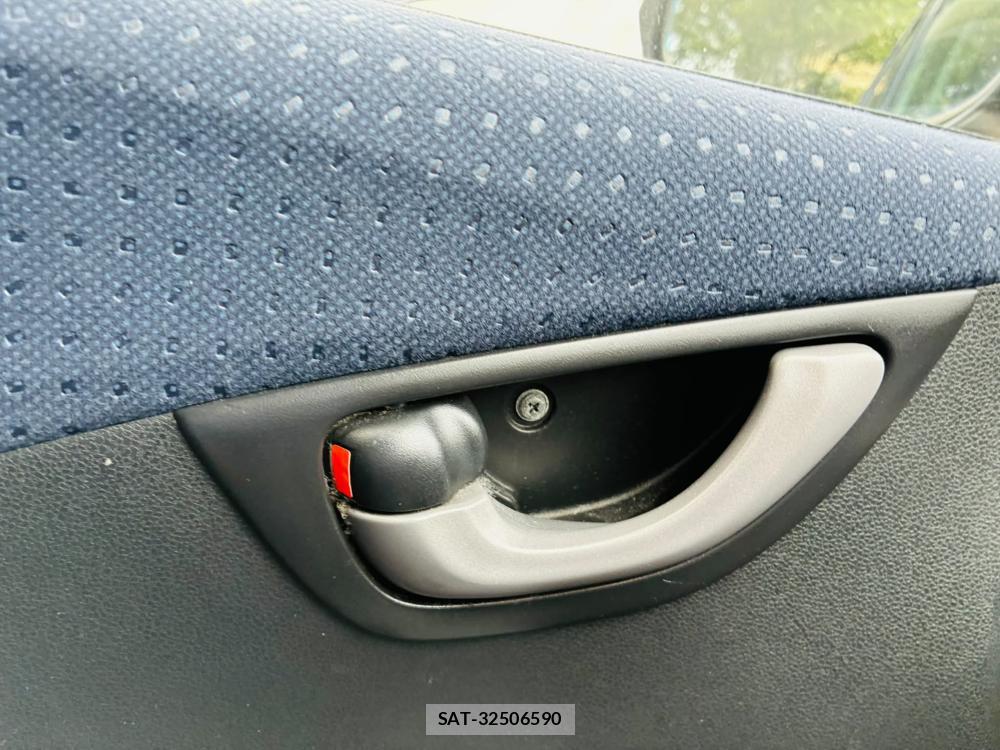 Honda FIT 2009-10 7587126-22