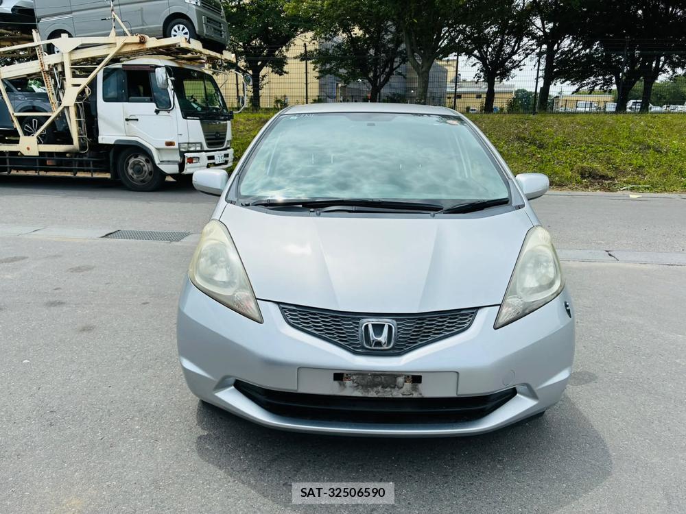 Honda FIT 2009-10 7587126-7
