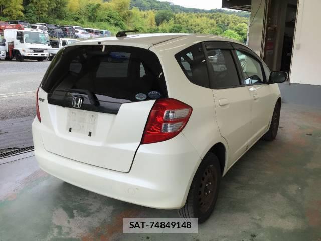 Honda FIT 2008-10 7561639-1