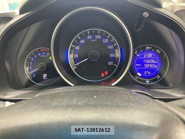 Honda FIT 2014-12 7671727-11