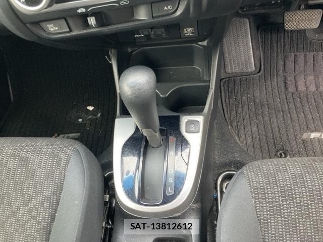 Honda FIT 2014-12 7671727-12