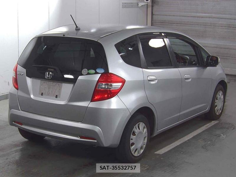 Honda FIT 2012-01 7686363-1