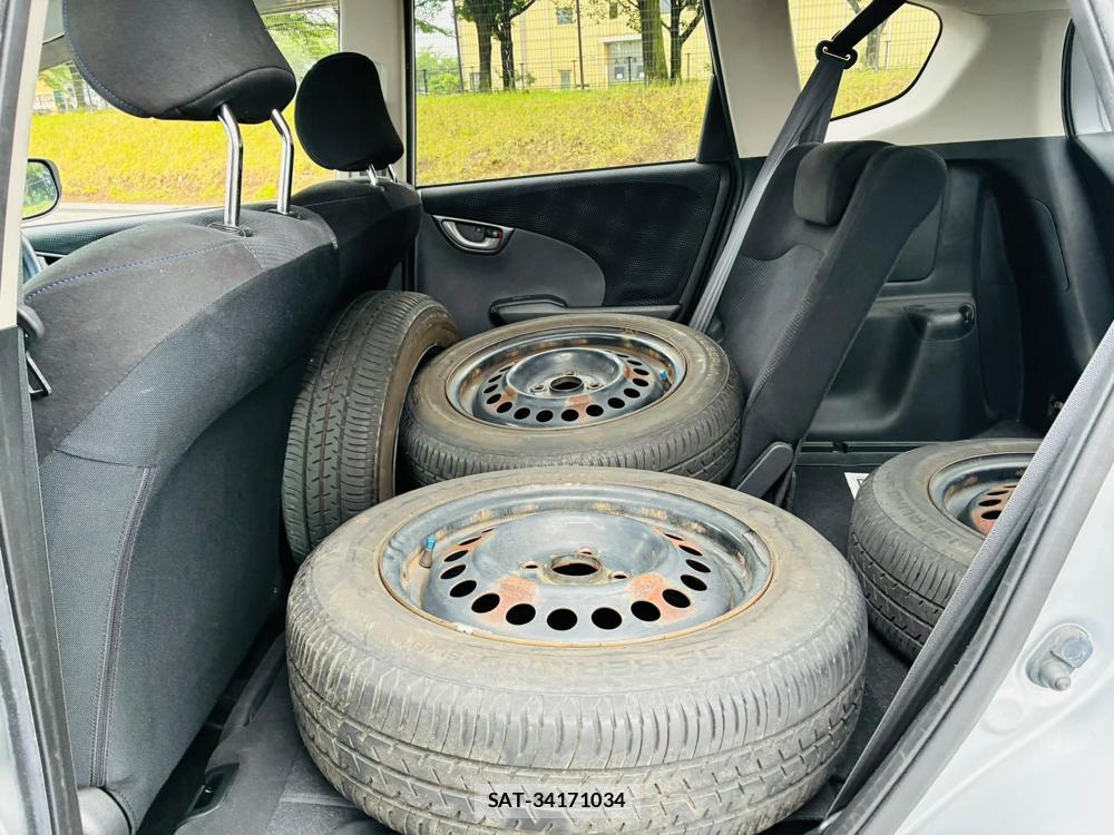 Honda FIT 2012 7312500-9