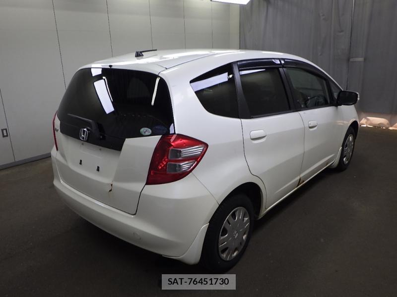 Honda FIT 2008-04 7711220-1