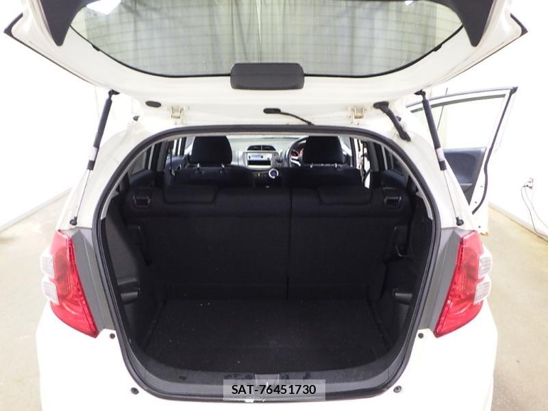 Honda FIT 2008-04 7711220-7