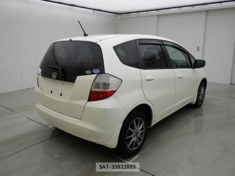 Honda FIT 2010-05 7711222-1
