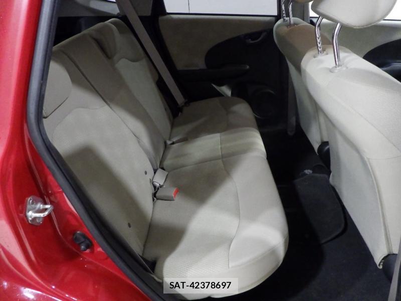 Honda FIT 2011-12 7711227-4