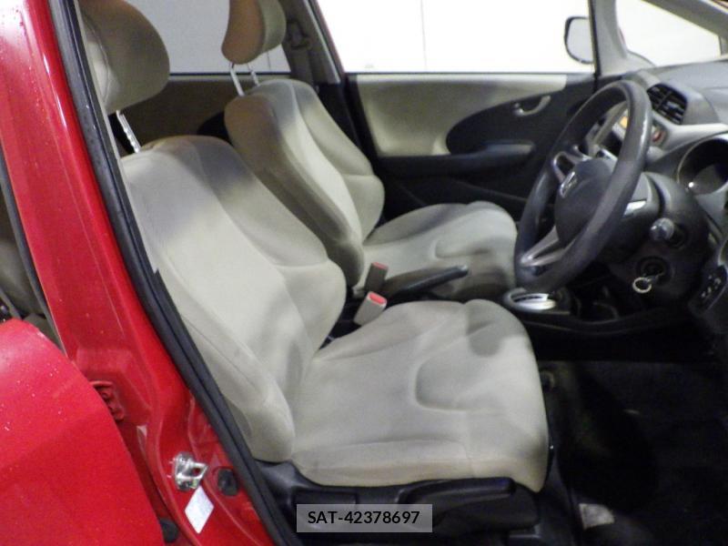 Honda FIT 2011-12 7711227-5
