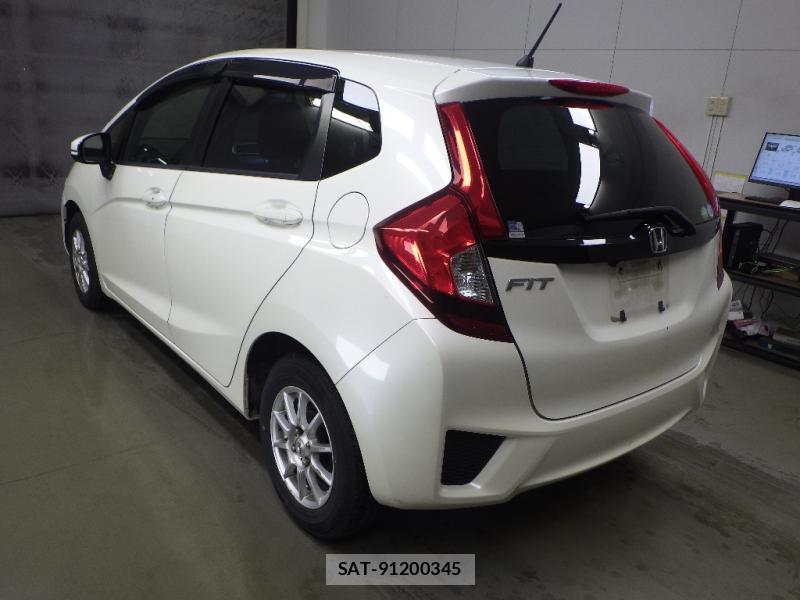 Honda FIT 2013-09 7711224-2