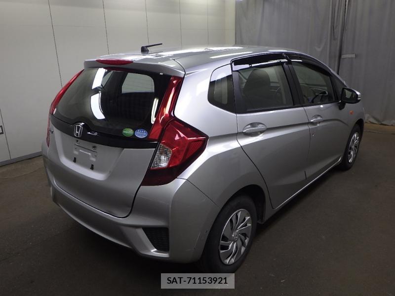 Honda FIT 2015-06 7711221-1