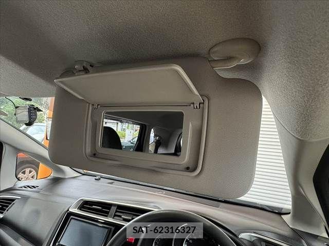 Honda FIT 2016-09 7723313-26