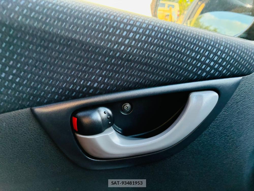 Honda FIT 2012-07 7671729-22
