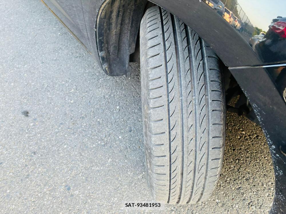 Honda FIT 2012-07 7671729-31