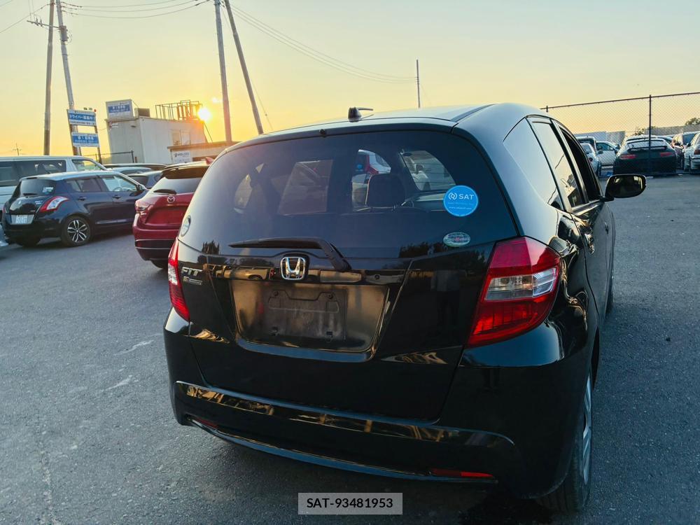 Honda FIT 2012-07 7671729-4