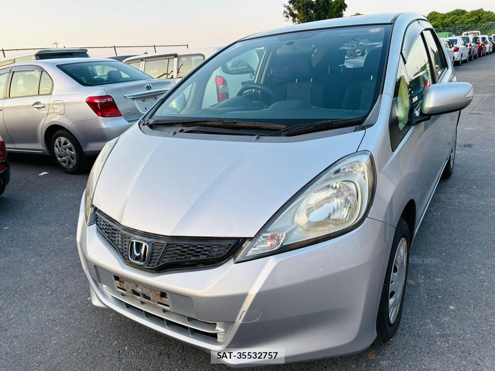 Honda FIT 2012-01 7686363-0
