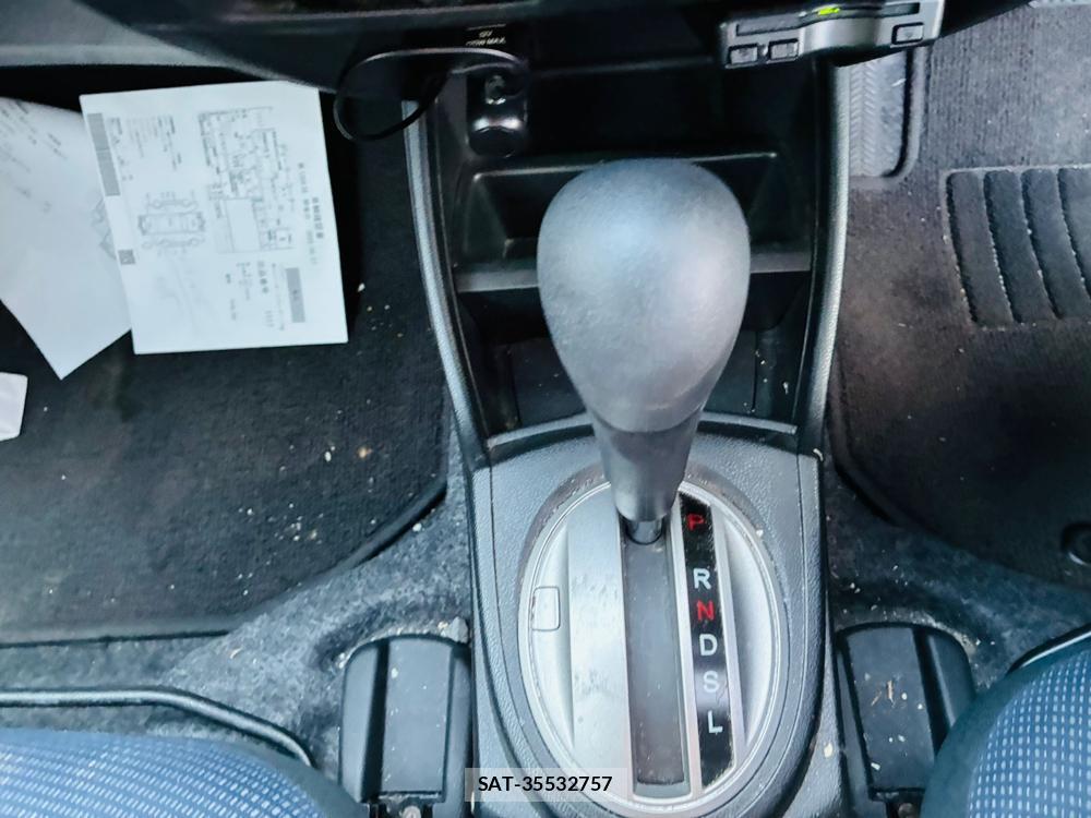 Honda FIT 2012-01 7686363-19