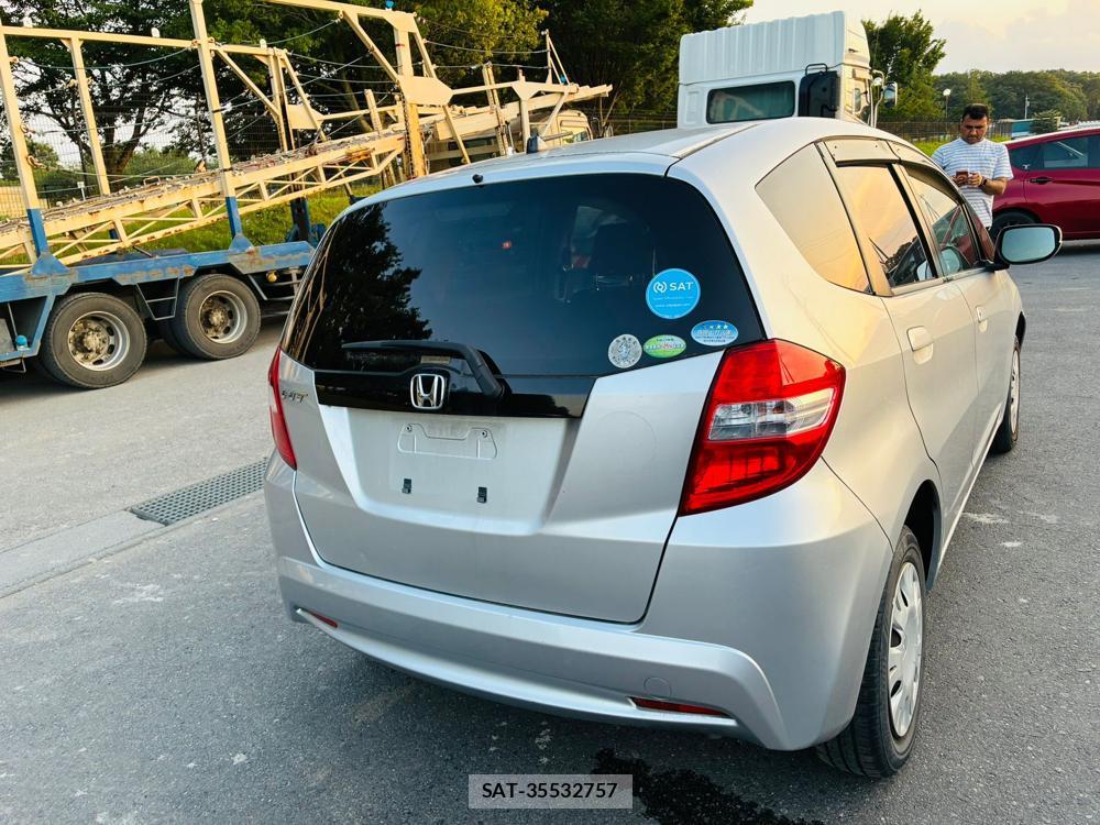 Honda FIT 2012-01 7686363-4